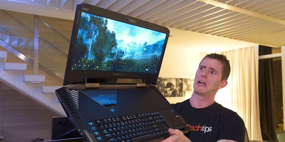 Gokil! Harga Laptop Ini Setara dengan Mobil